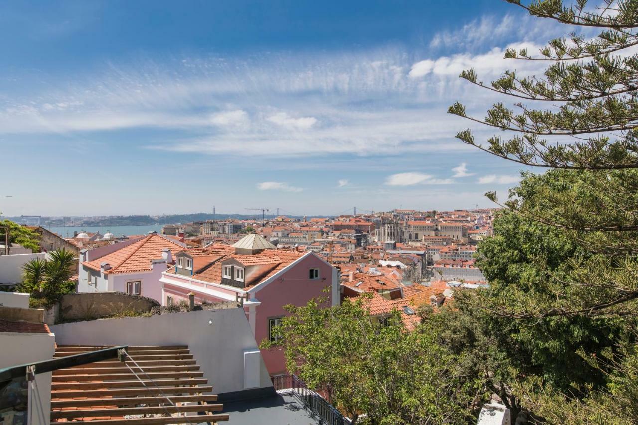 The Castle Life In 3Bdr Apartament Lisbon Exterior photo
